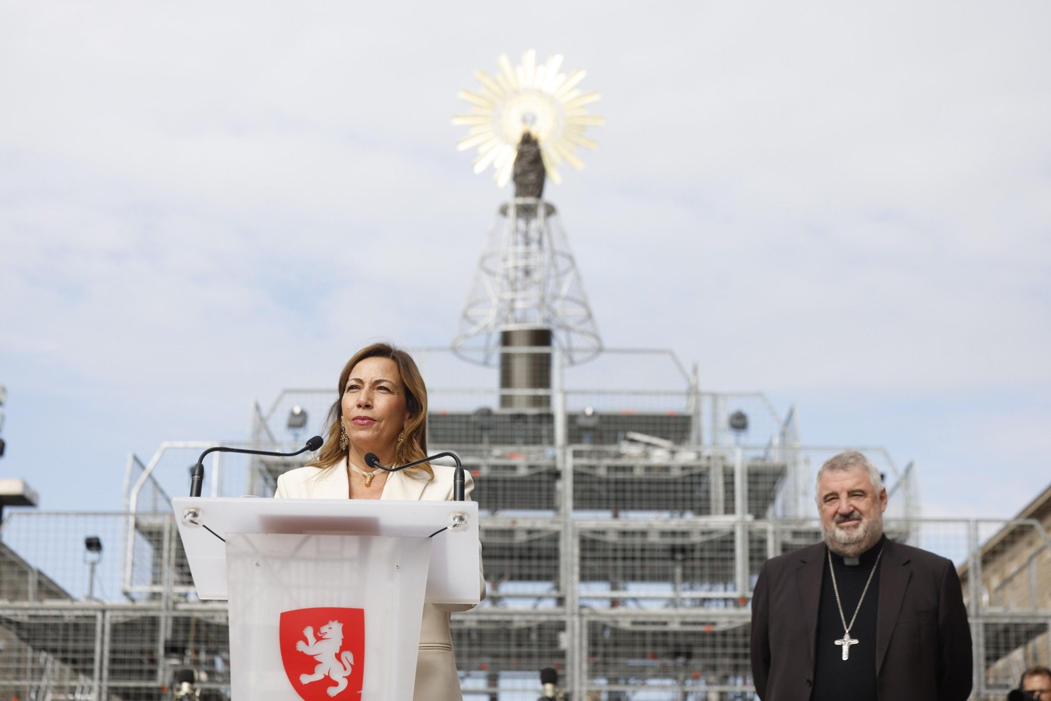 La Subida de la Virgen del Pilar: emoción renovada en el corazón de Zaragoza