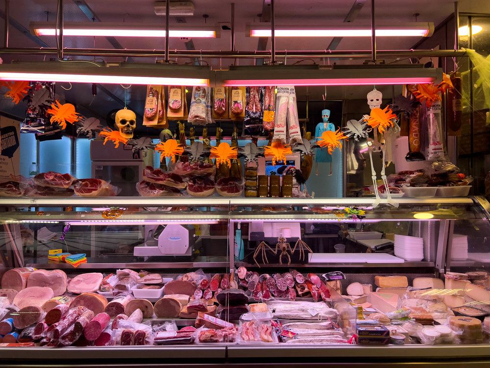 🛍️ El Mercado San Vicente se reactiva con sabor a tierra y arte local