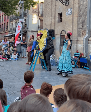 🎭 Una cabra y un tablao flamenco sorprenden en pleno centro de Zaragoza
